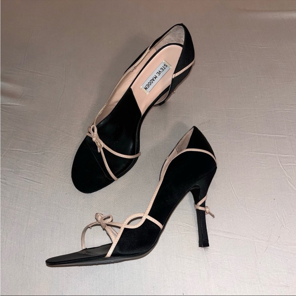 Bellagio coquette bow heels
